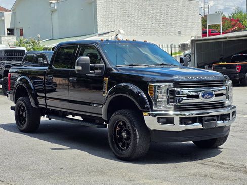 Used 2019 Ford F250 XLT w/ XLT Value Package AWD/4WD image 9