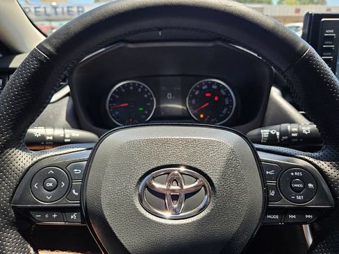 Used 2019 Toyota RAV4 XLE w/ Convenience Package FWD image 35