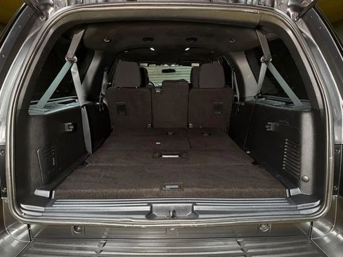 Used 2017 Ford Expedition EL XLT AWD/4WD image 15