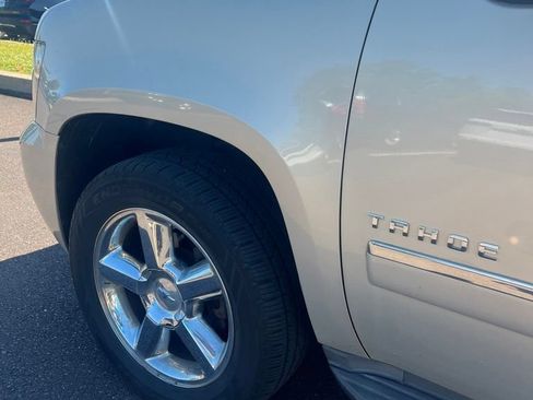 Used 2012 Chevrolet Tahoe LTZ AWD/4WD image 4