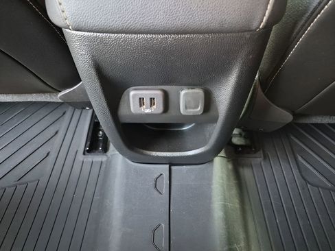 Used 2022 GMC Canyon Denali w/ Denali Black Edition Package image 21