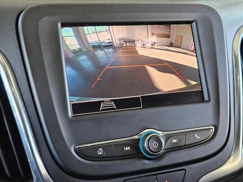 Used 2024 Chevrolet Equinox LT image 13