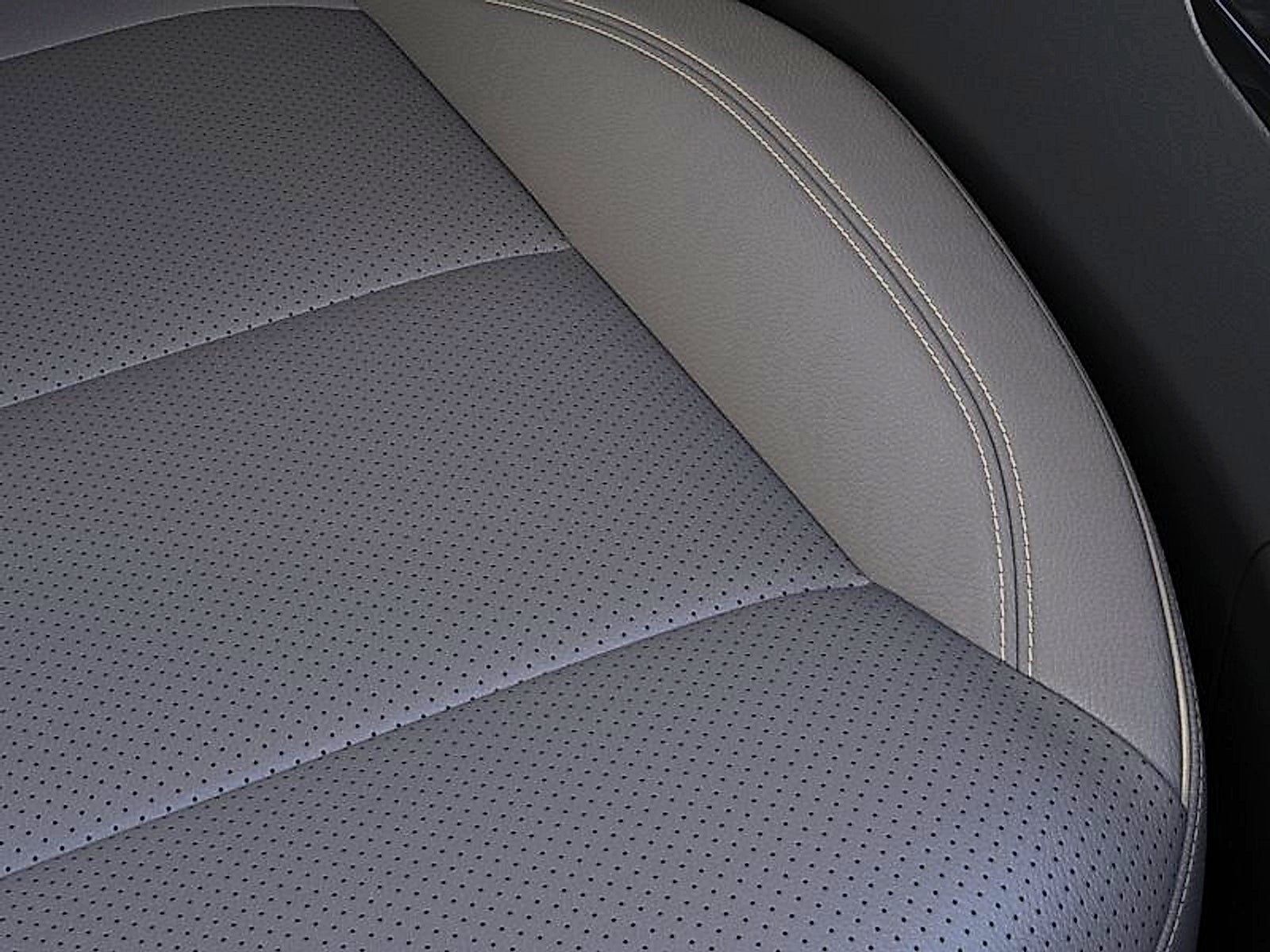 New 2026 Buick Envista Sport Touring FWD image 21