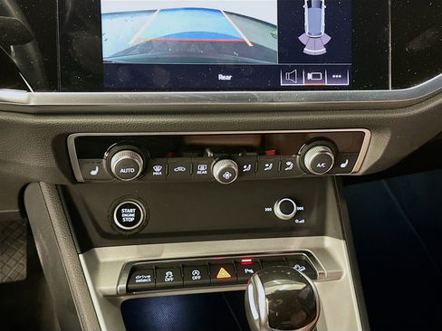 Used 2021 Audi Q3 2.0T Premium w/ Convenience Package image 23