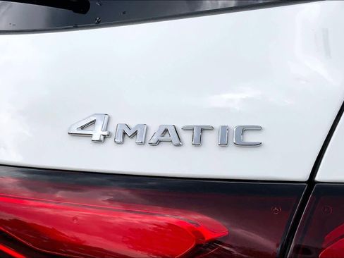 Certified 2025 Mercedes-Benz GLC 300 4MATIC image 31