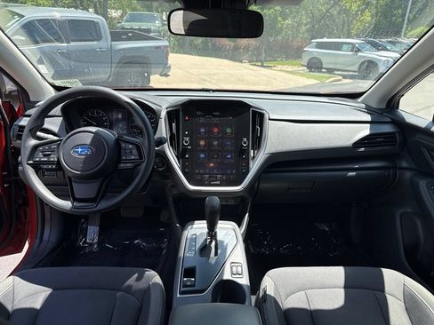 Used 2025 Subaru Crosstrek 2.5i Premium AWD/4WD image 17