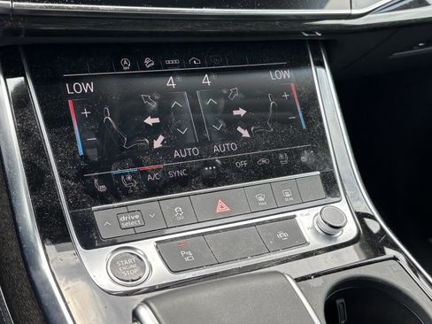 Used 2023 Audi Q7 2.0T Premium Plus w/ Premium Plus Package AWD/4WD image 29