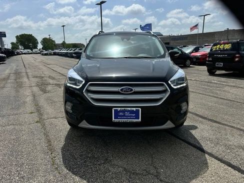 Certified 2019 Ford Escape Titanium AWD/4WD image 2