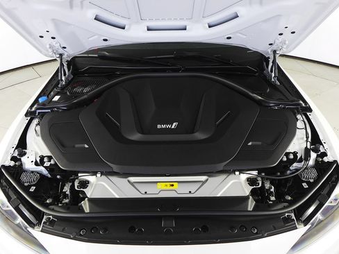 Certified 2023 BMW i4 eDrive40 RWD image 6