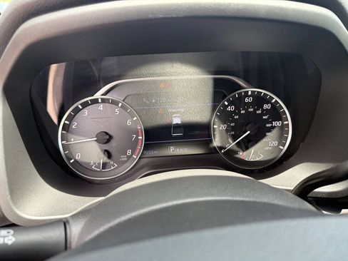 Used 2023 Nissan Titan SV w/ SV Convenience Package RWD image 14