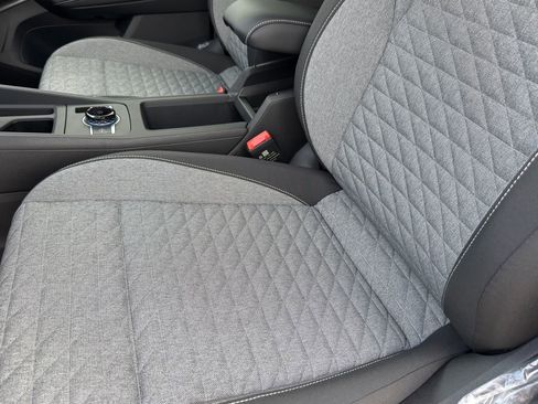 New 2026 Volkswagen Tiguan S FWD image 9