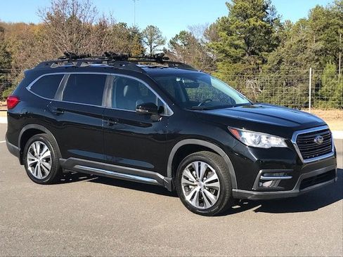 Used 2019 Subaru Ascent Limited w/ Popular Package #2A image 2