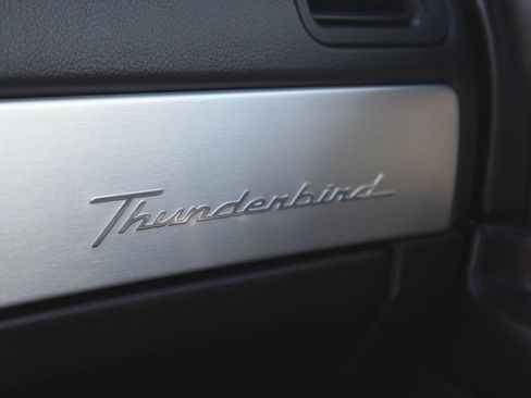 Used 2003 Ford Thunderbird Base image 15