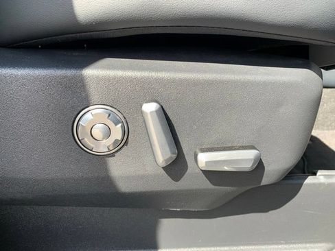 Used 2025 Lincoln Navigator L Reserve AWD/4WD image 18