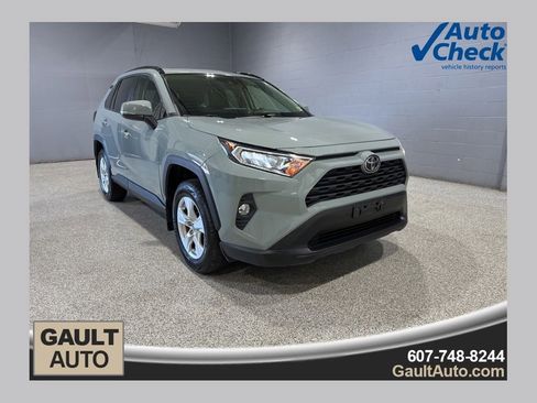 Used 2019 Toyota RAV4 XLE w/ Convenience Package AWD/4WD image 1
