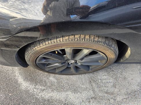 Used 2024 MAZDA MAZDA3 s FWD image 4
