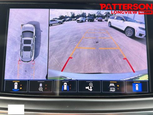 Used 2022 Buick Enclave Premium w/ Experience Buick Package FWD image 5