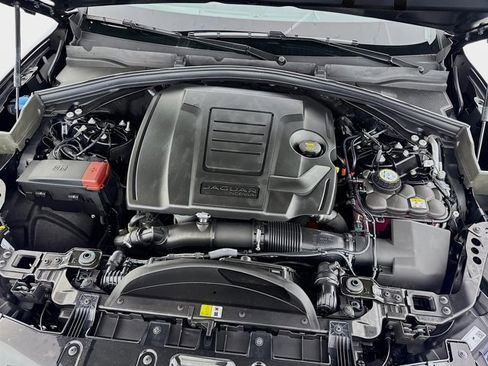 New 2026 Jaguar F-PACE R-Dynamic S image 32