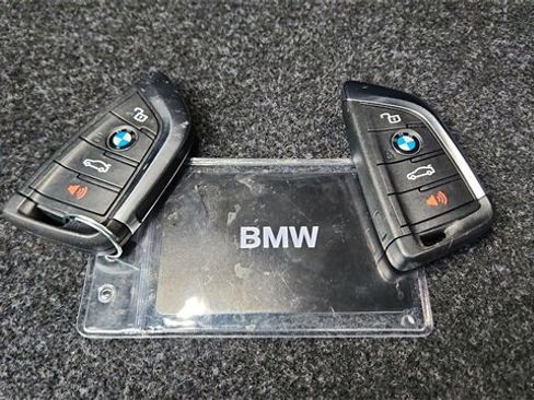 Used 2025 BMW 330i xDrive Sedan image 61