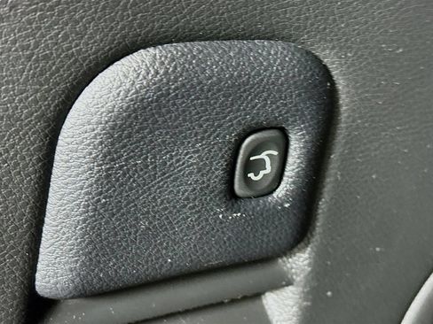 Used 2022 Jeep Grand Cherokee Limited AWD/4WD image 31