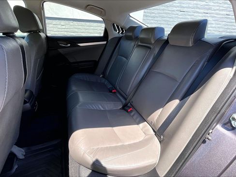 Used 2016 Honda Civic Touring image 25