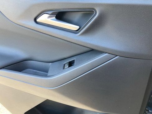 New 2026 Chevrolet Equinox LT w/ Safety and Technology Package AWD/4WD image 17