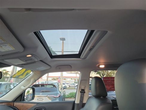 Certified 2024 Nissan Armada SL w/ Captain's Chairs Package image 16