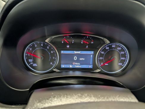 Used 2024 GMC Terrain SLT w/ Infotainment Package II image 19