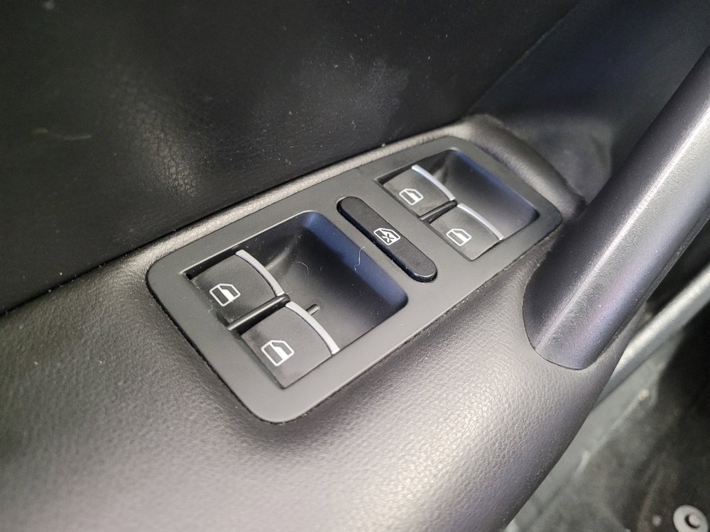 Used 2014 Volkswagen Passat 1.8T SE FWD image 27