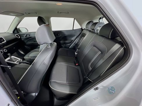 New 2026 Hyundai Venue SEL image 21