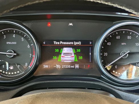 Certified 2022 Buick Encore GX Essence w/ Experience Buick Package image 25