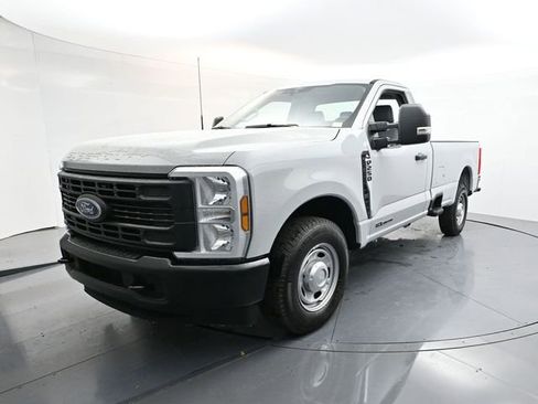 New 2026 Ford F250 XL RWD image 3