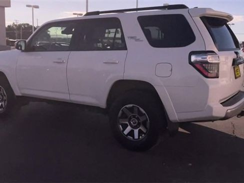 Used 2024 Toyota 4Runner TRD Off-Road image 7