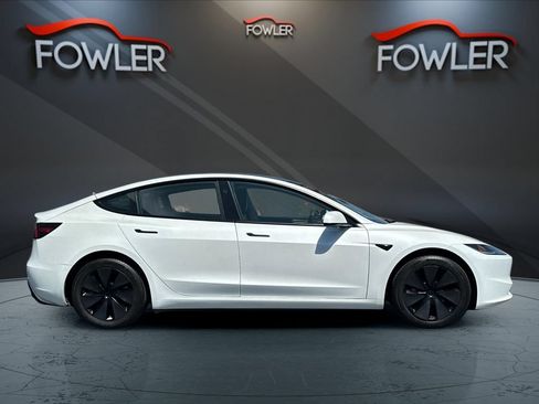 Used 2024 Tesla Model 3 Standard Range RWD image 6
