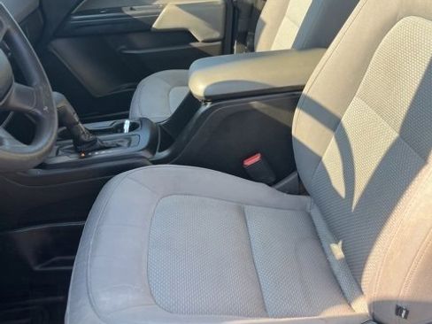 Used 2020 Chevrolet Colorado W/T image 11