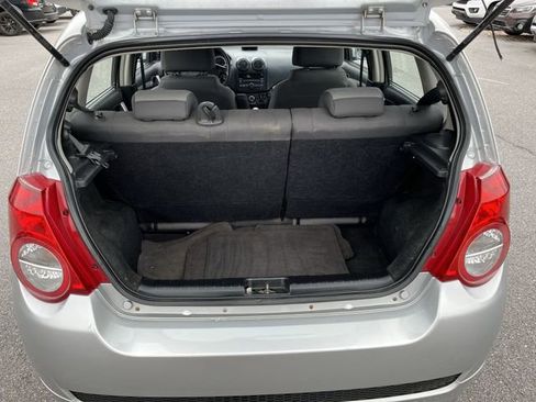 Used 2009 Chevrolet Aveo5 LT w/ Power and Convenience Package FWD image 21