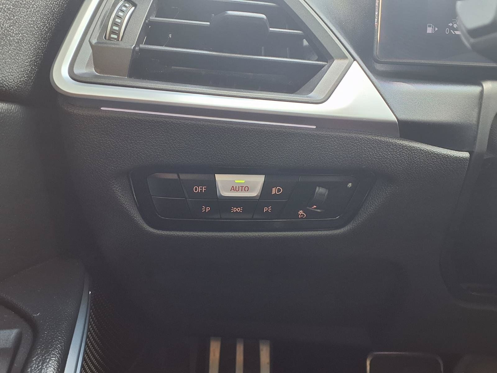 Used 2023 BMW 330e RWD image 12