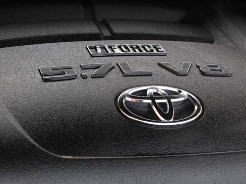 Used 2019 Toyota Tundra Platinum image 35