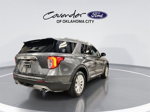 Used 2022 Ford Explorer Limited w/ Limited Technology Package image 8