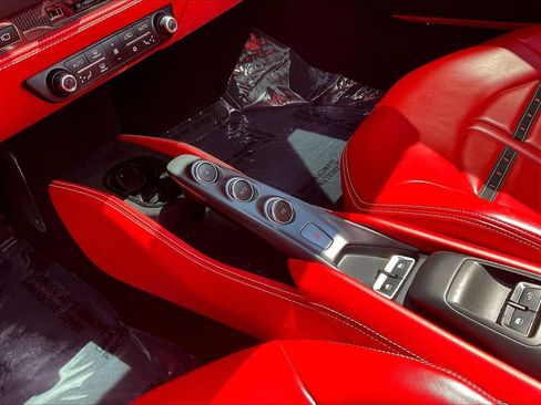 Used 2022 Ferrari F8 Tributo RWD image 16
