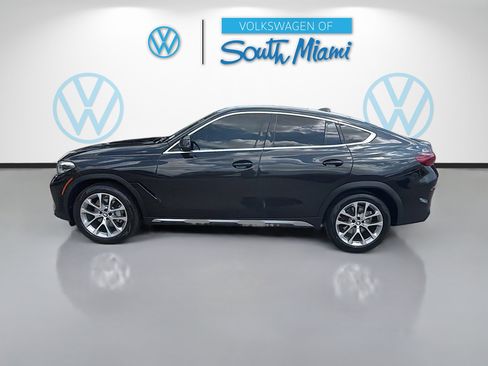 Used 2022 BMW X6 xDrive40i w/ Premium Package image 4
