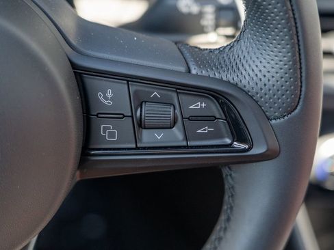 New 2025 Alfa Romeo Giulia w/ Veloce Package Rwd image 27