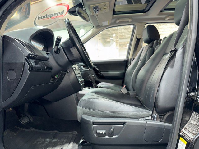 Used 2015 Land Rover LR2 AWD/4WD image 6