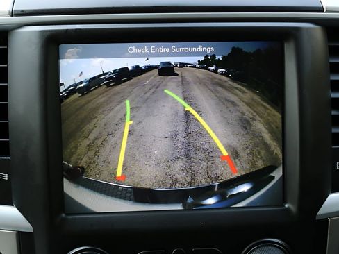 Used 2019 RAM 1500 Big Horn RWD image 25