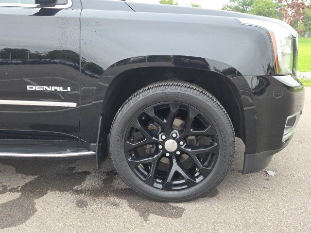 Used 2018 GMC Yukon XL Denali w/ Open Road Package AWD/4WD image 4