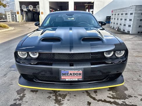 Used 2023 Dodge Challenger SRT Hellcat image 8