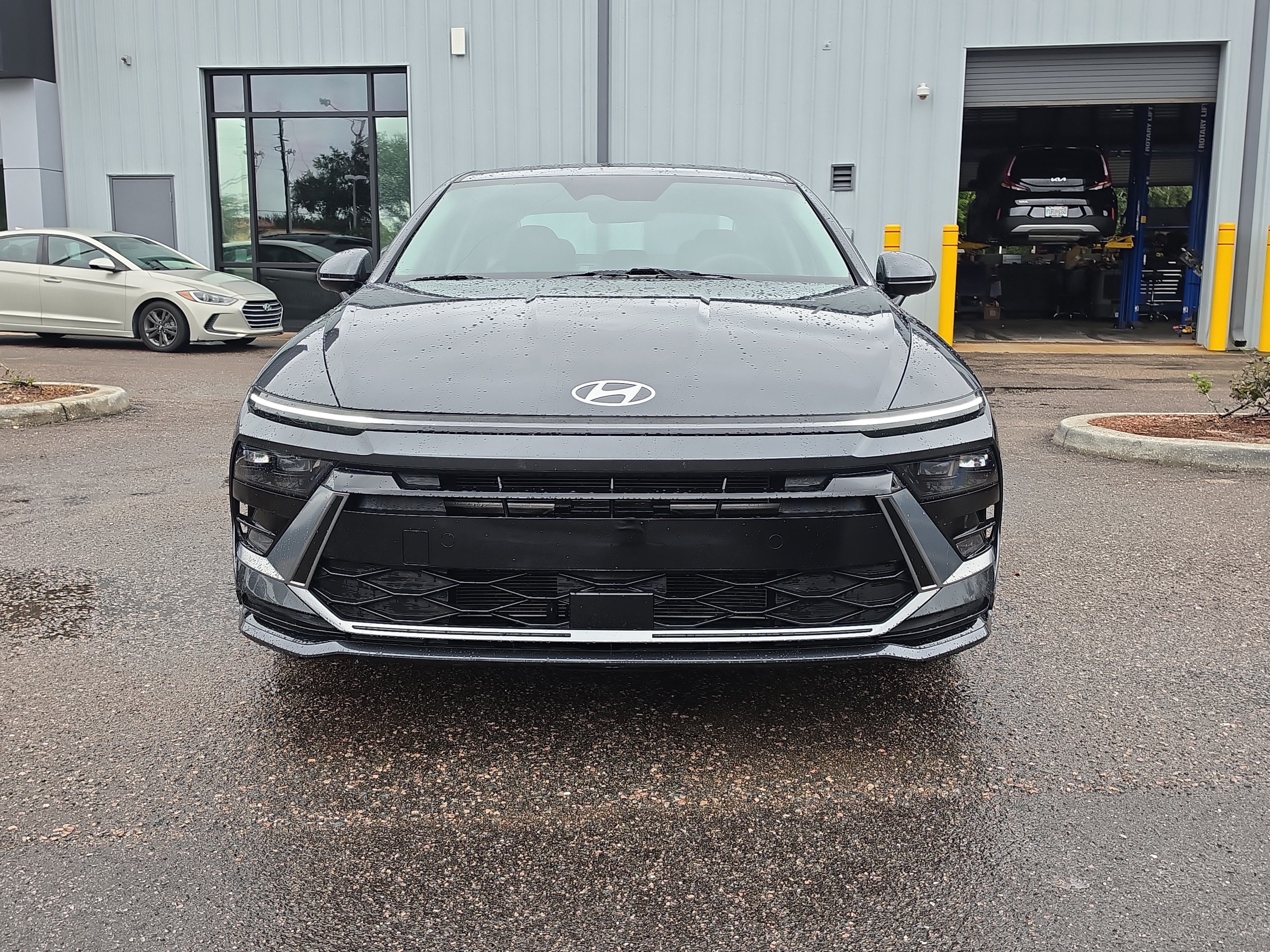 Used 2025 Hyundai Sonata SEL FWD image 3