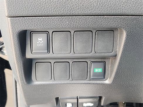 Used 2018 Nissan Rogue Sport S w/ S Appearance Package image 17