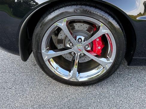 Used 2013 Chevrolet Corvette Grand Sport w/ 2LT Preferred Equipment Group RWD image 39
