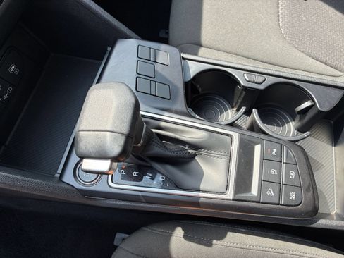 Used 2026 Kia Sportage LX FWD image 36